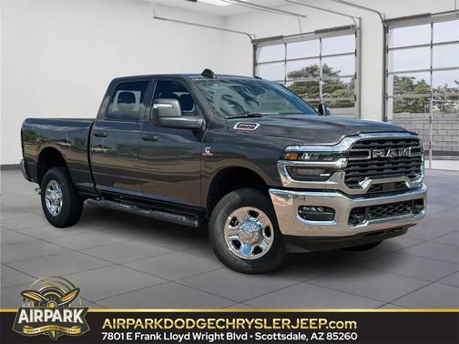 2025 RAM 2500 Tradesman Crew Cab 4x4 6'4' Box
