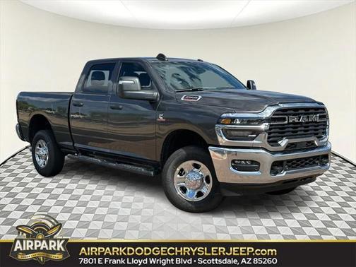 2025 RAM 2500 Tradesman Crew Cab 4x4 6'4' Box