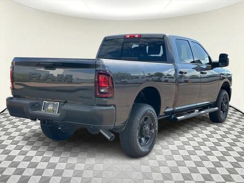 2025 RAM 2500 Tradesman Crew Cab 4x4 6'4' Box