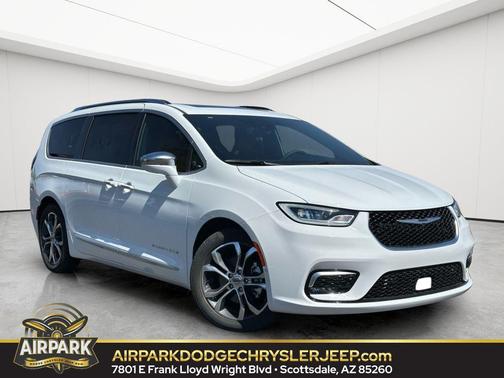 2024 Chrysler Pacifica L