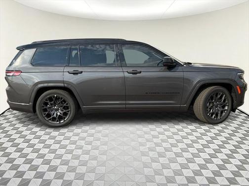 2025 Jeep Grand Cherokee L Summit Reserve
