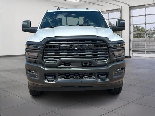 2025 RAM 2500 Tradesman Crew Cab 4x4 6'4' Box