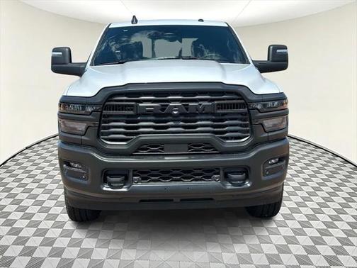 2025 RAM 2500 Tradesman Crew Cab 4x4 6'4' Box