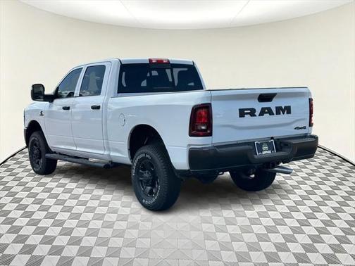 2025 RAM 2500 Tradesman Crew Cab 4x4 6'4' Box