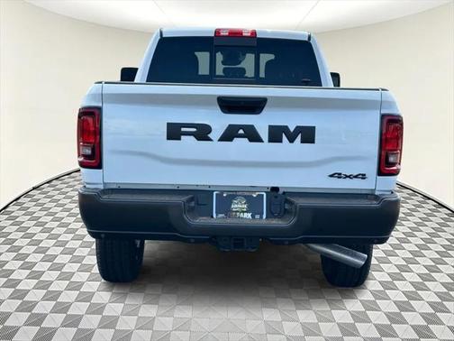 2025 RAM 2500 Tradesman Crew Cab 4x4 6'4' Box