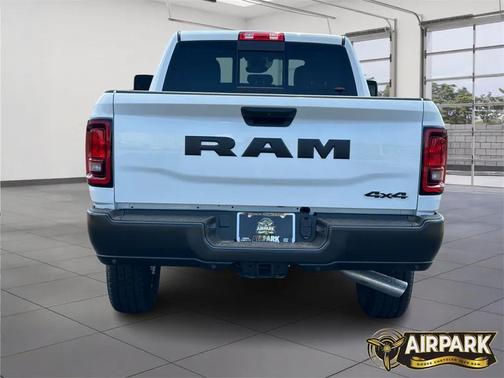 2025 RAM 2500 Tradesman Crew Cab 4x4 6'4' Box
