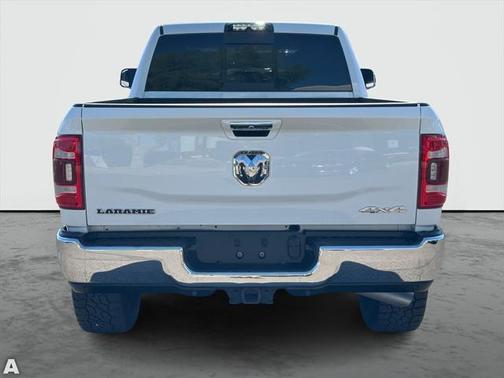 2021 RAM 2500 Laramie Crew Cab 4x4 6'4' Box