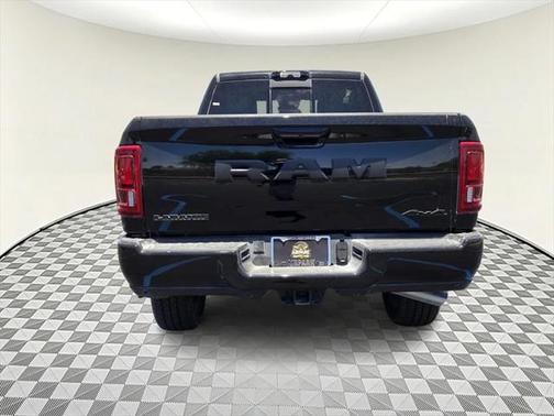 2025 RAM 2500 Laramie Crew Cab 4x4 6'4' Box