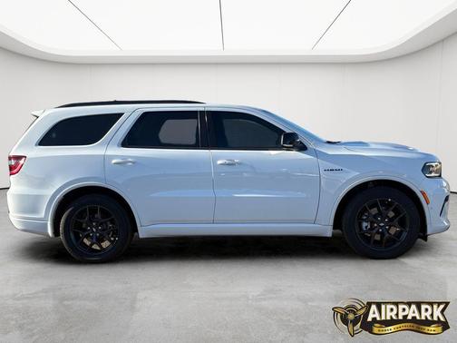 White Knuckle Clearcoat 2026 Dodge Durango GT Plus