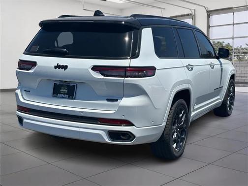 2025 Jeep Grand Cherokee L Summit Reserve