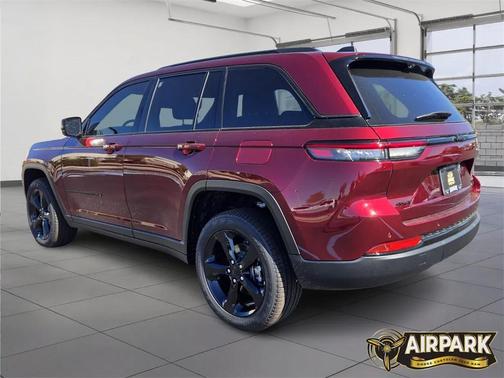 2025 Jeep Grand Cherokee Overland