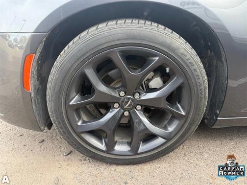 2023 Chrysler 300 Touring