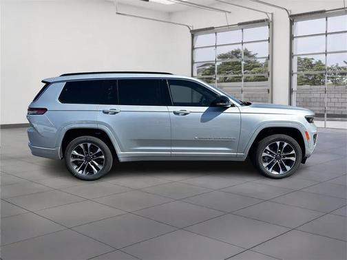 2025 Jeep Grand Cherokee L Overland