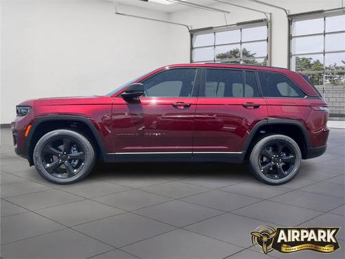 2025 Jeep Grand Cherokee Altitude