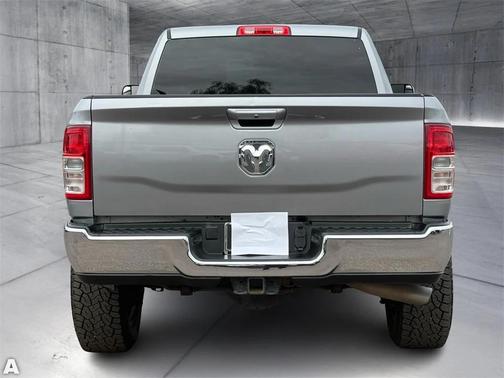 2020 RAM 2500 Big Horn Crew Cab 4x4 6'4' Box