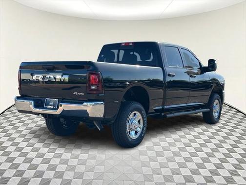 2025 RAM 2500 Tradesman Crew Cab 4x4 6'4' Box