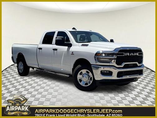 2025 RAM 3500 Tradesman Crew Cab 4x2 8' Box