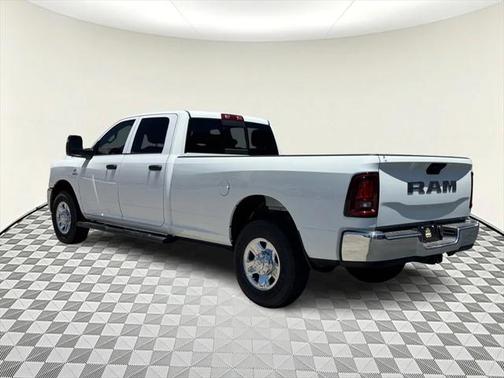 2025 RAM 3500 Tradesman Crew Cab 4x2 8' Box