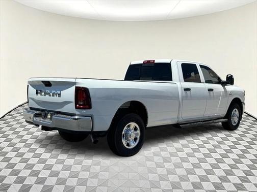 2025 RAM 3500 Tradesman Crew Cab 4x2 8' Box
