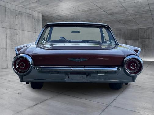 1962 Ford Thunderbird Base