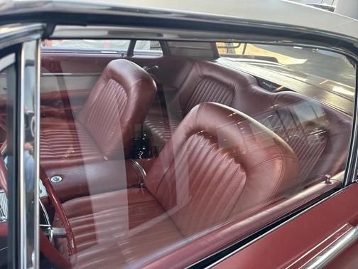 1962 Ford Thunderbird Base