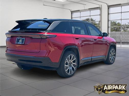 2025 Jeep Wagoneer S Limited
