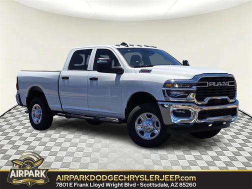 2025 RAM 2500 Tradesman Crew Cab 4x4 6'4' Box