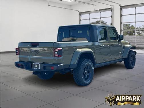 2025 Jeep Gladiator Sport