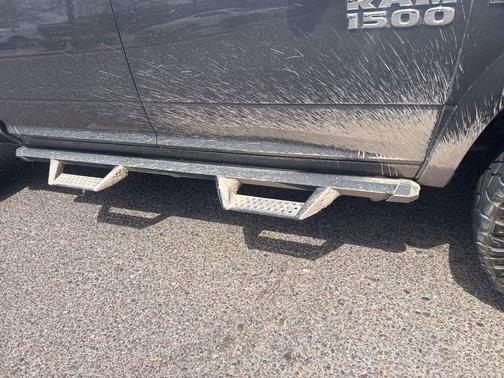 Granite Crystal Metallic Clearcoat 2016 RAM 1500 Outdoorsman