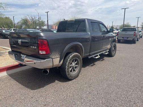 Granite Crystal Metallic Clearcoat 2016 RAM 1500 Outdoorsman