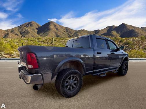 Granite Crystal Metallic Clearcoat 2016 RAM 1500 Outdoorsman