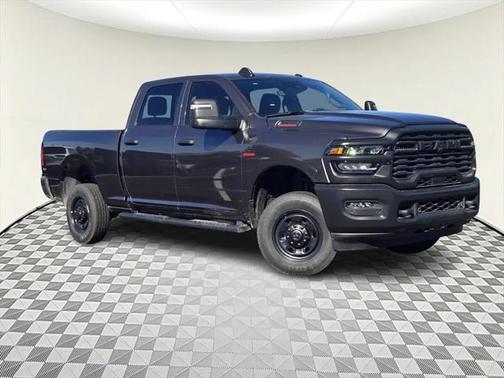 2025 RAM 2500 Tradesman Crew Cab 4x4 6'4' Box
