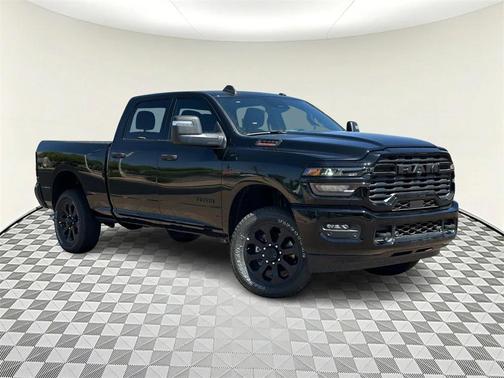 2025 RAM 3500 Big Horn Crew Cab 4x4 6'4' Box