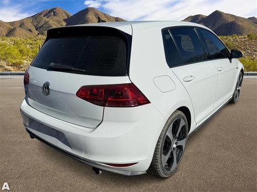 2016 Volkswagen Golf GTI 2.0T S 4-Door