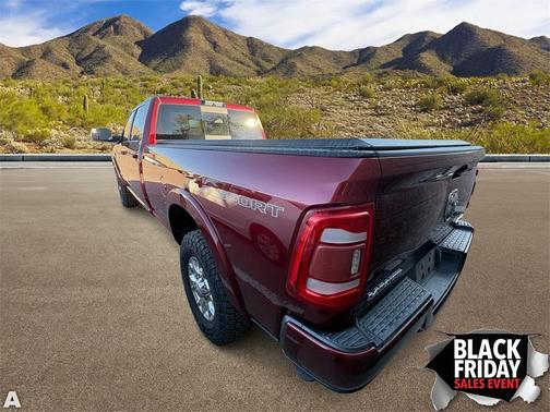 2019 RAM 3500 Laramie Crew Cab 4x4 8' Box