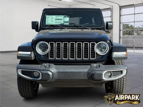 2024 Jeep Wrangler 4-Door Sahara 4x4