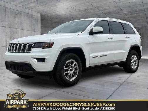 2019 Jeep Grand Cherokee Laredo