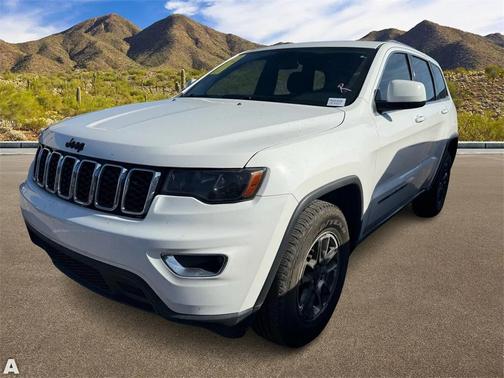 2019 Jeep Grand Cherokee Laredo