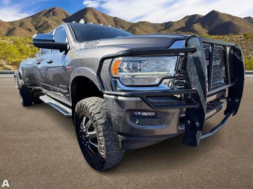 2020 RAM 3500 Limited Crew Cab 4x4 8' Box