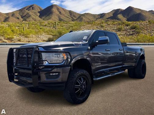 2020 RAM 3500 Limited Crew Cab 4x4 8' Box