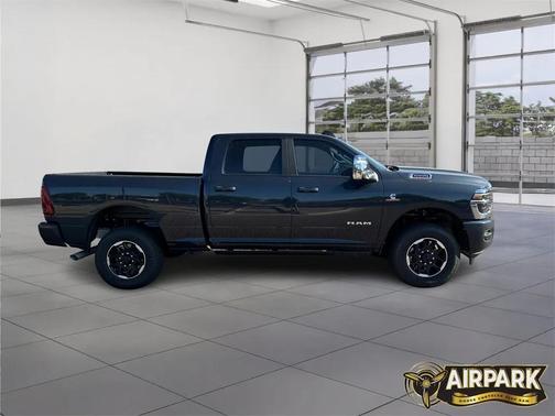 2025 RAM 2500 Laramie Crew Cab 4x4 6'4' Box