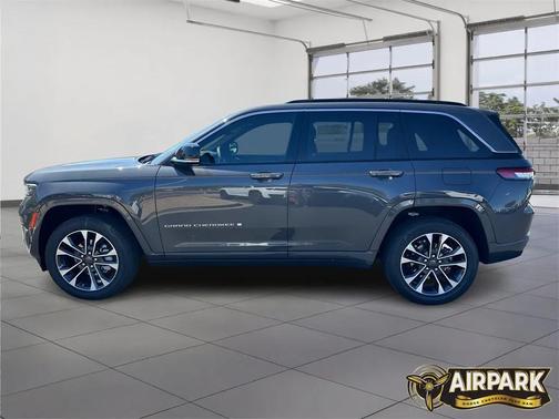 2025 Jeep Grand Cherokee Overland