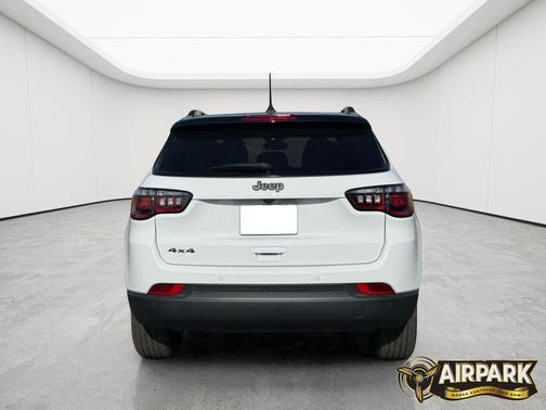 Bright White Clearcoat 2026 Jeep Compass Limited