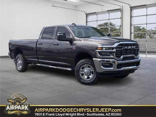 2025 RAM 2500 Tradesman Crew Cab 4x4 8' Box