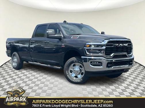 2025 RAM 3500 Tradesman Crew Cab 4x4 8' Box