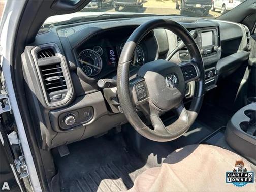 2022 RAM 3500 Tradesman Crew Cab 4x4 6'4' Box