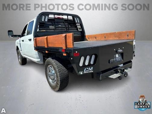 2022 RAM 3500 Tradesman Crew Cab 4x4 6'4' Box