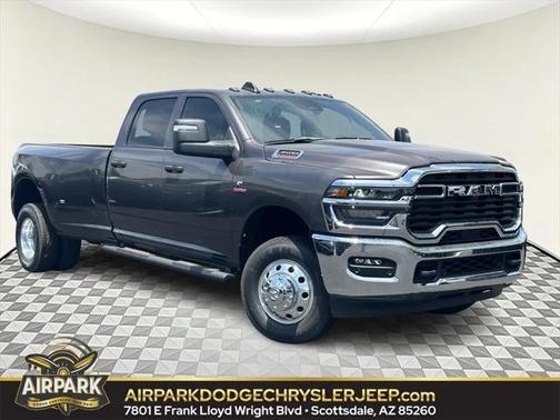 2025 RAM 3500 Tradesman Crew Cab 4x4 8' Box