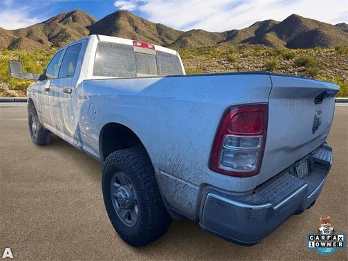 2021 RAM 2500 Tradesman Crew Cab 4x4 6'4' Box