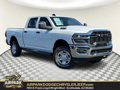 2025 RAM 2500 Tradesman Crew Cab 4x4 6'4' Box